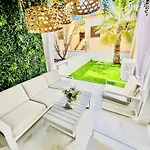 Luxury Fanabe With Private Garden Apartman