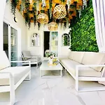 Apartman Luxury Fanabe With Private Garden *