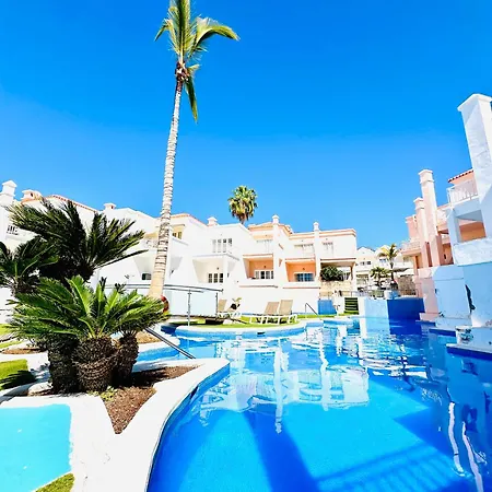 Luxury Fanabe With Private Garden Адехе