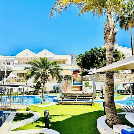 Luxury Fanabe With Private Garden Адехе