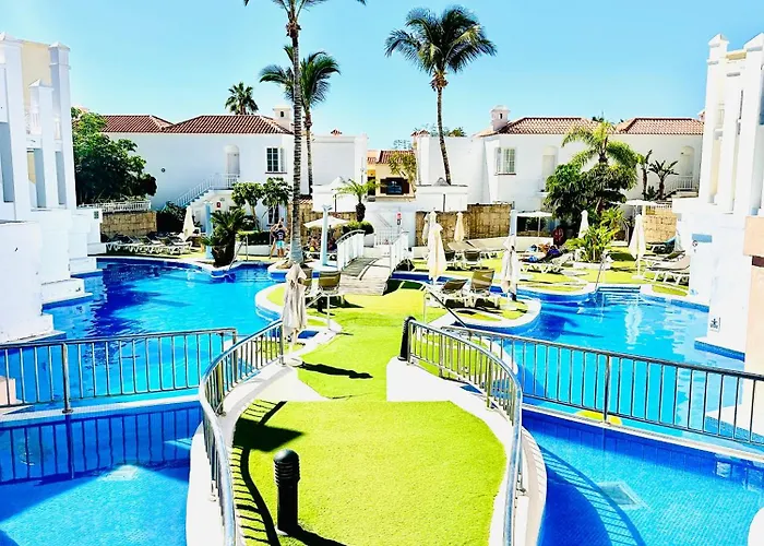 Luxury Fanabe With Private Garden Apartman *