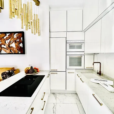 Apartman Luxury Fanabe With Private Garden