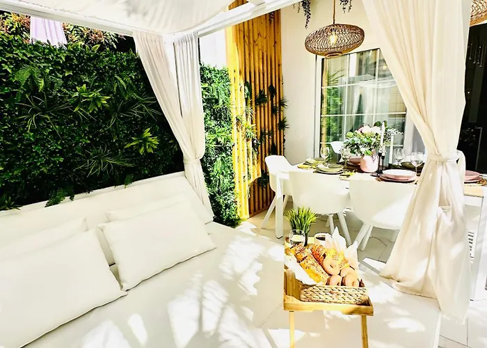 Luxury Fanabe With Private Garden * אדחה